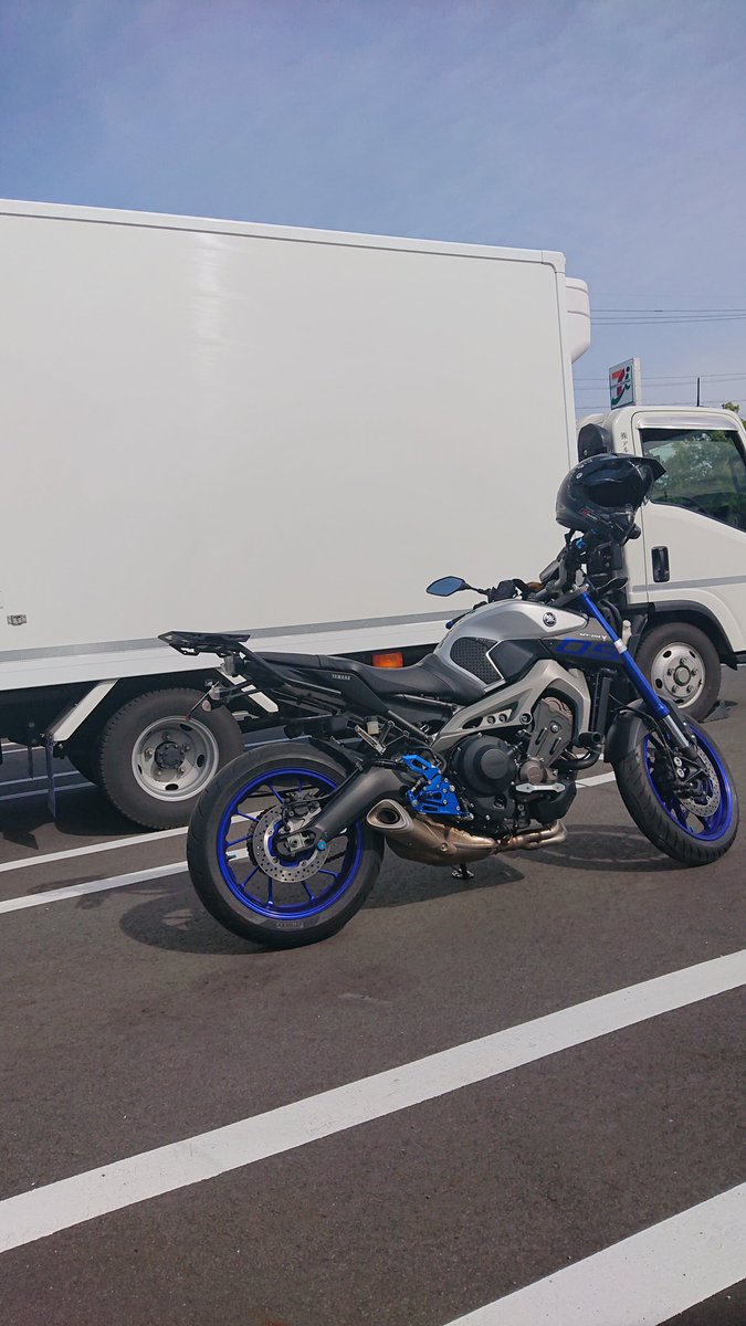 maetsuyoz's tweet photo. #ＭＴ09
200km位走ってきたけど
俺の所有したバイクで一番速い！ https://t.co/RZjXMzR9wW