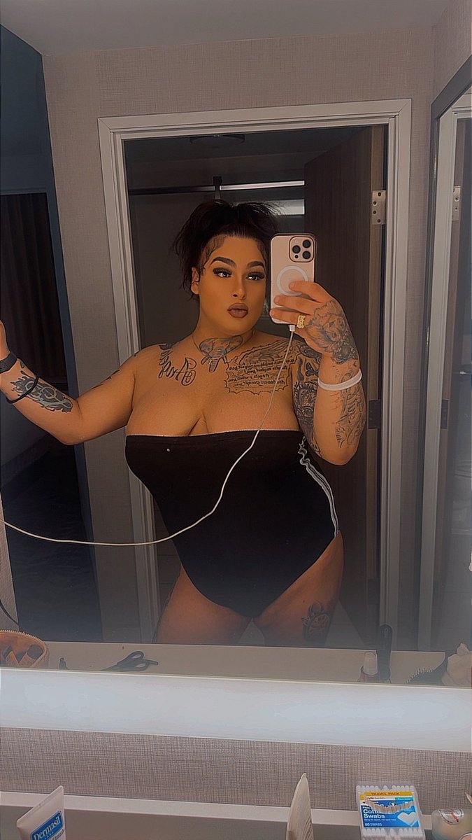 PRINCESS_MULLAN's tweet photo. I’m in Detroit Michigan come see me 🎉🎉 https://t.co/7b9vYJHYTv