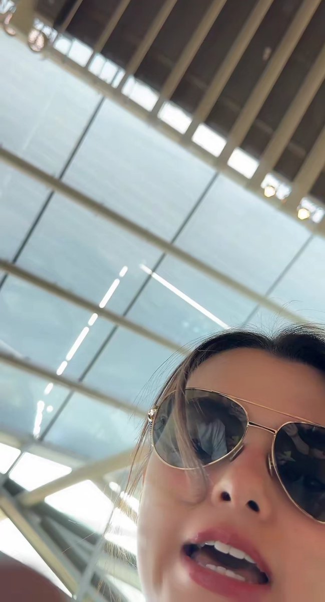 Shanesensha328's tweet image. Becky in Singapore 
#BeckyArmstrong‌ #freenbecky
#gl