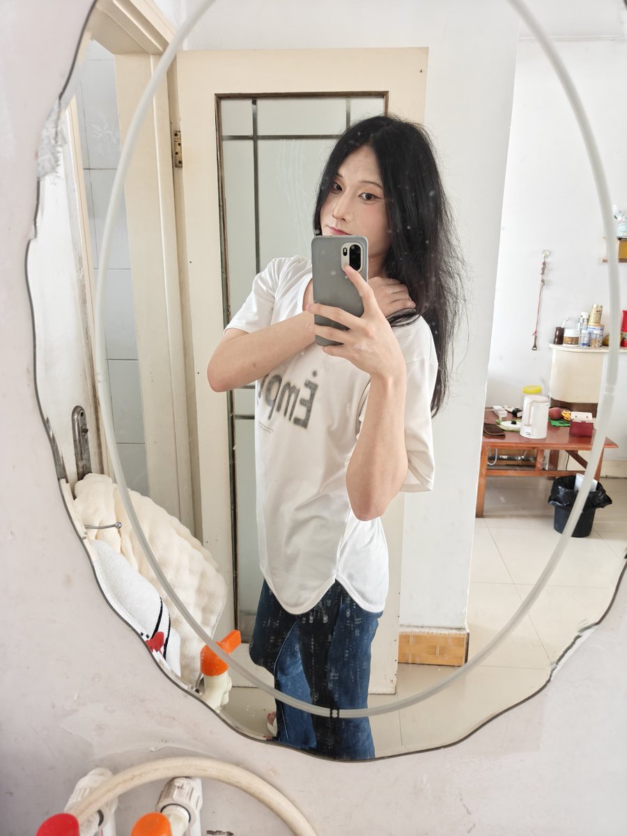 彻 tweet media