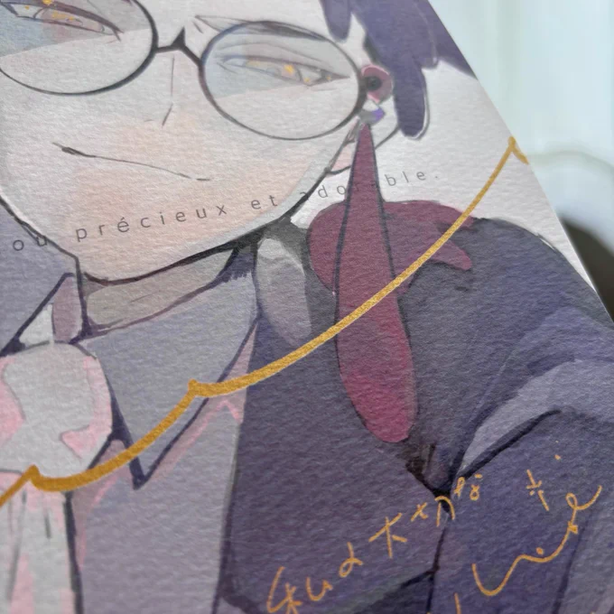#ツクヨミの本 今回の本はツクヨミさんにお願いしておりました! 表紙の仕様は マーメイド_スノーホワイト ゴールド+CMYK です!ゴールドインクかわいい!ですよ!