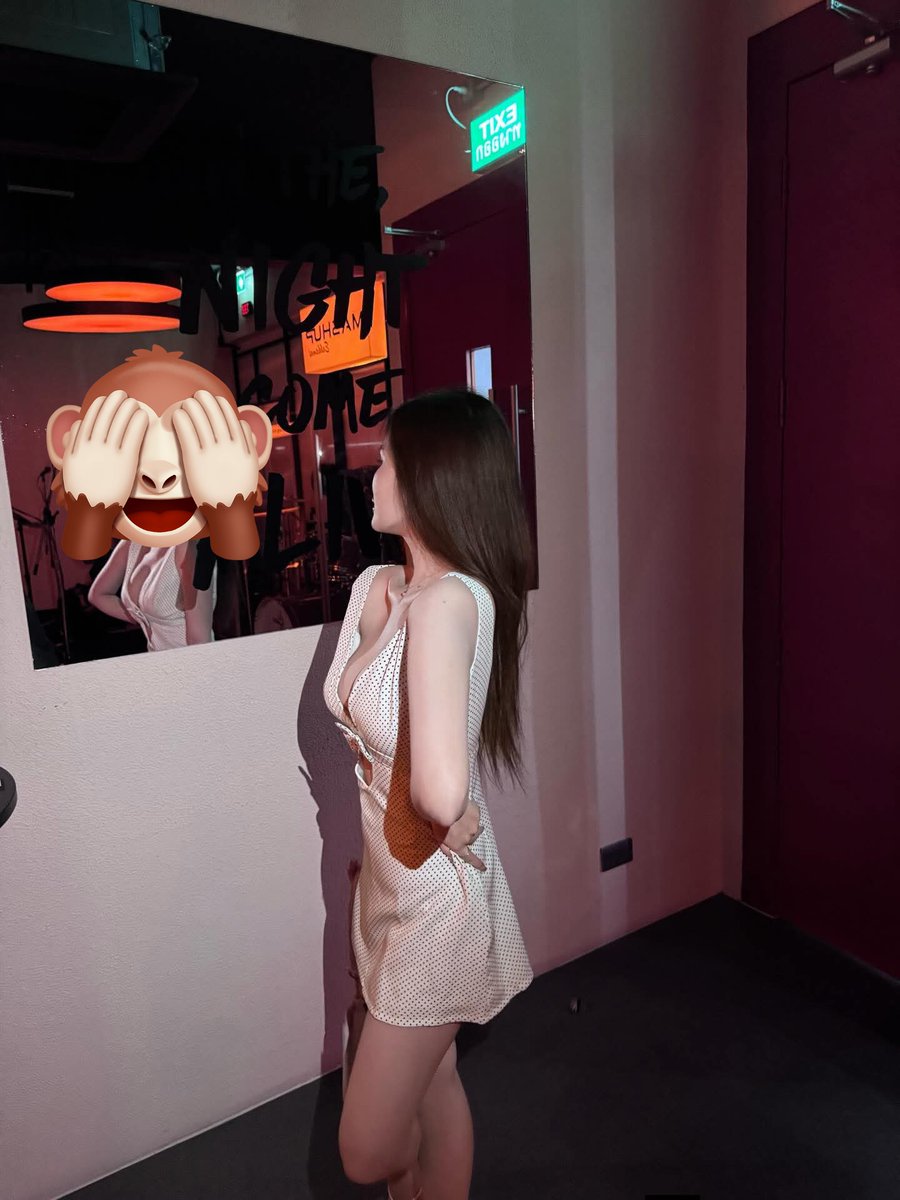 GG70389's tweet photo. เป็นคนไม่ถือตัว ส่วนใหญ่จะถือเเต่เหล้า🥃🤣
 #คุยเสียว #rtxxdm #วิจารณ์หยาบ https://t.co/qTUlU3vuYI