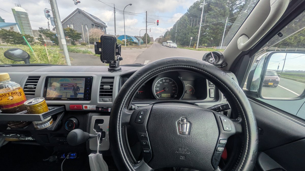 車検上がった親父ハイエースの回送