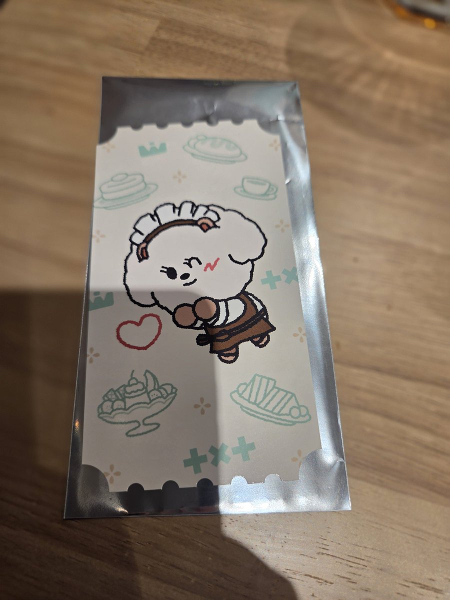 txt 交換  プルバトゥ カフェ PPULBATU CAFE  入場特典 

譲　バムグ🐻

求　ファンチュン🦊

店内にいます。
交換出来る方いましたらよろしくお願いします‼

#TXT交換