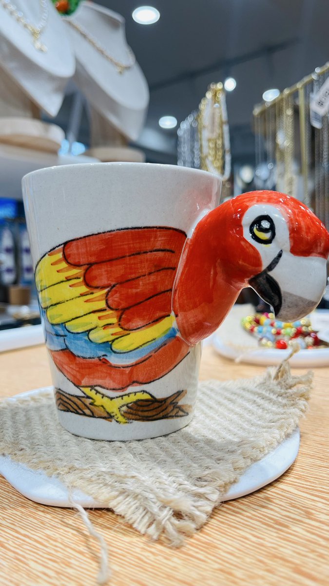 MAHANAKA_Phuket's tweet image. #MAHA NAKA 🍂 #souvenir shop 🍂 
#patong 🍂 #phuketthailand 🍂 

#Handmade Elephant Mug Thailand 🐣🐣🐣