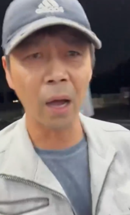 面白バズbot tweet media