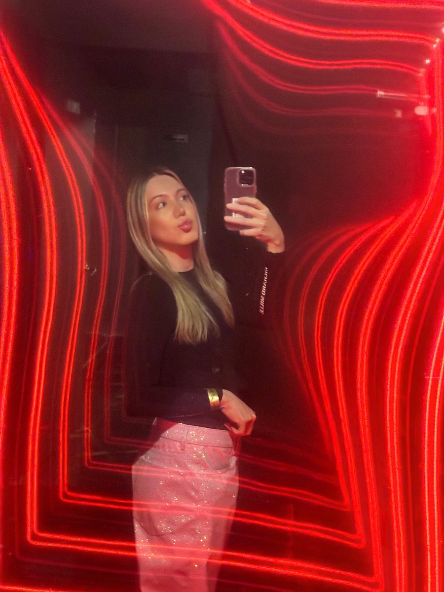 Venusbabe 🧚‍♂️ tweet media