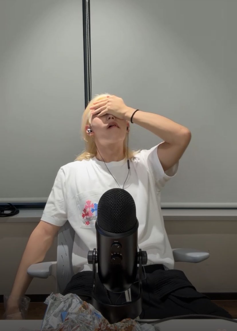 댕꾸 ◡̈ tweet media