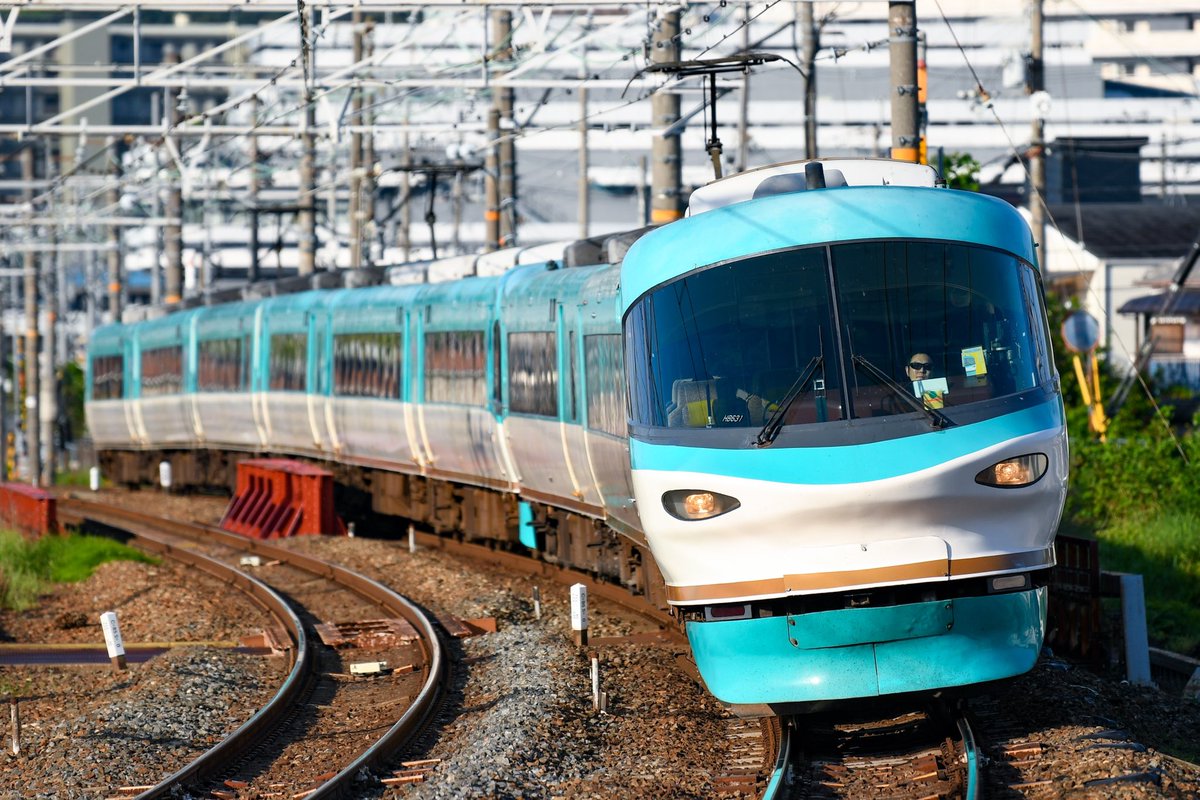 kusa220's tweet photo. 回2052M
283系 HB631編成+HB601編成 https://t.co/T1L5NMYacp