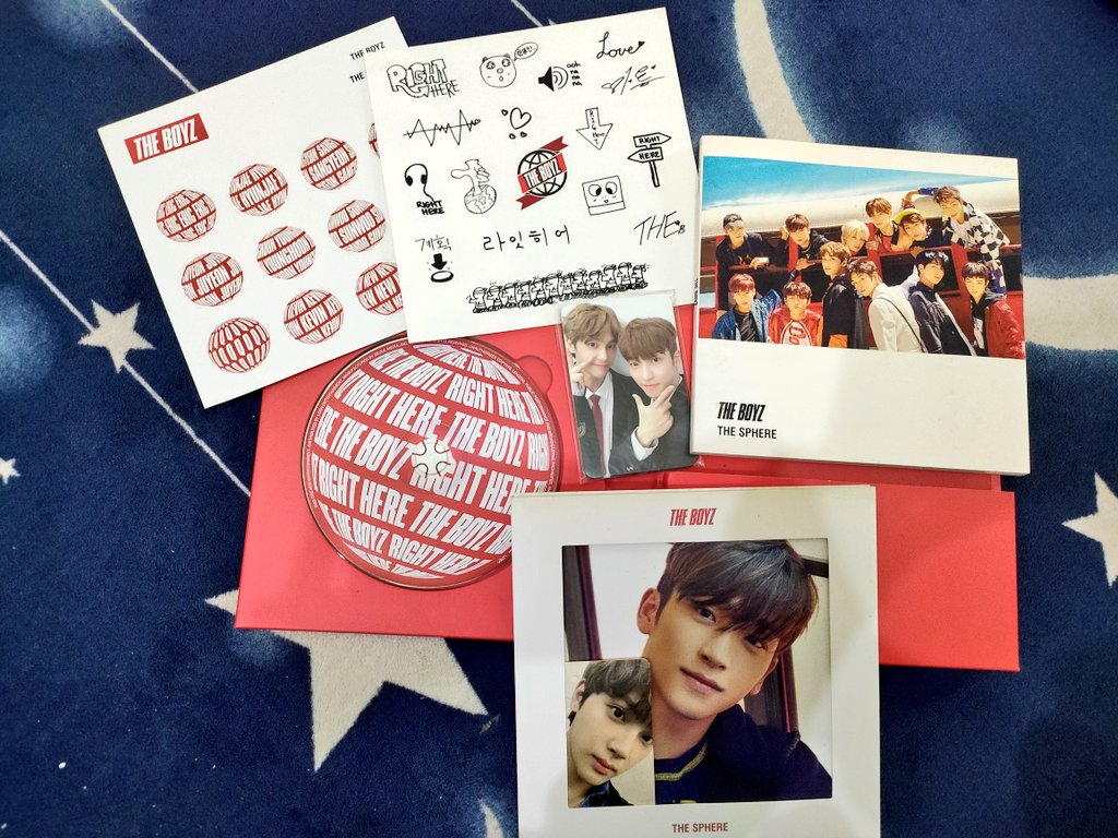 kkulinyeon's tweet photo. #WTS THE BOYZ ALBUM the start, the sphere, bloom bloom

💸 IDR 125k 
📌kondisi kuning sedikit dibagian atas

#theboyz #album #더비 #theboyzina #deobiina #deobitna https://t.co/0z9pLg7Wbk