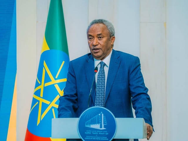 RuthNesoba's tweet image. #ETHIOPIA: President of the Tigray Interim Administration Tadesse Werede says that the #Tigray regional council is set to elect a new president on 1 June, amid escalating political tensions following a move by the #TPLF to reinstate the pre-war regional council.