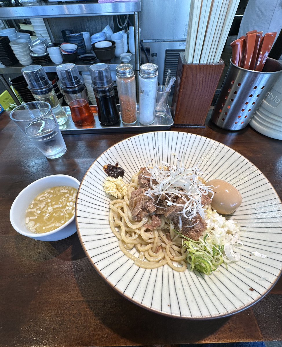 たむケイ tweet media