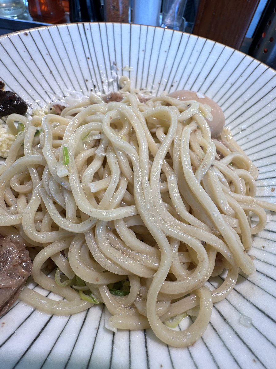 たむケイ tweet media
