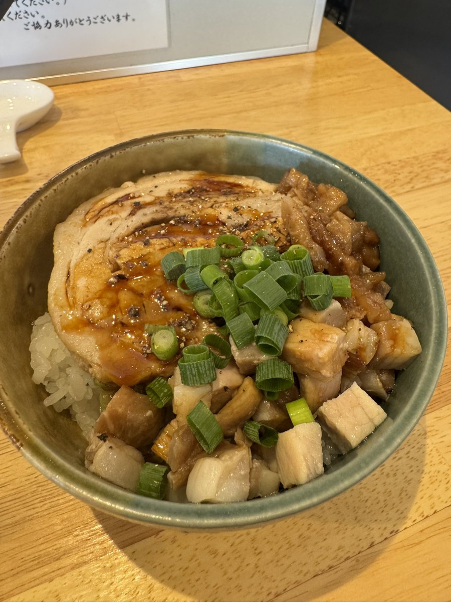 たかぴん tweet media
