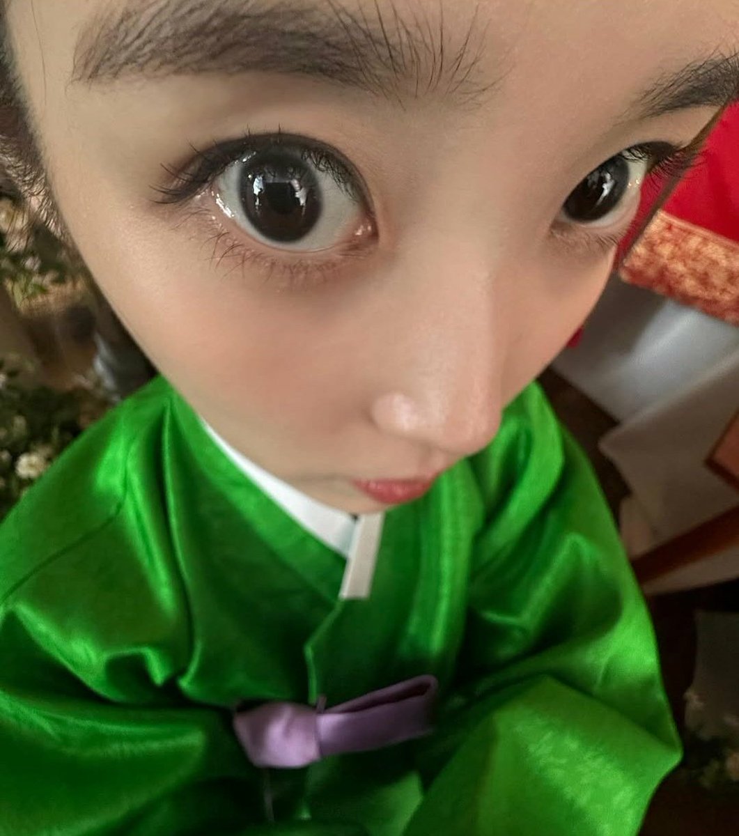 엘 • Gukminie^᪲᪲᪲ tweet media