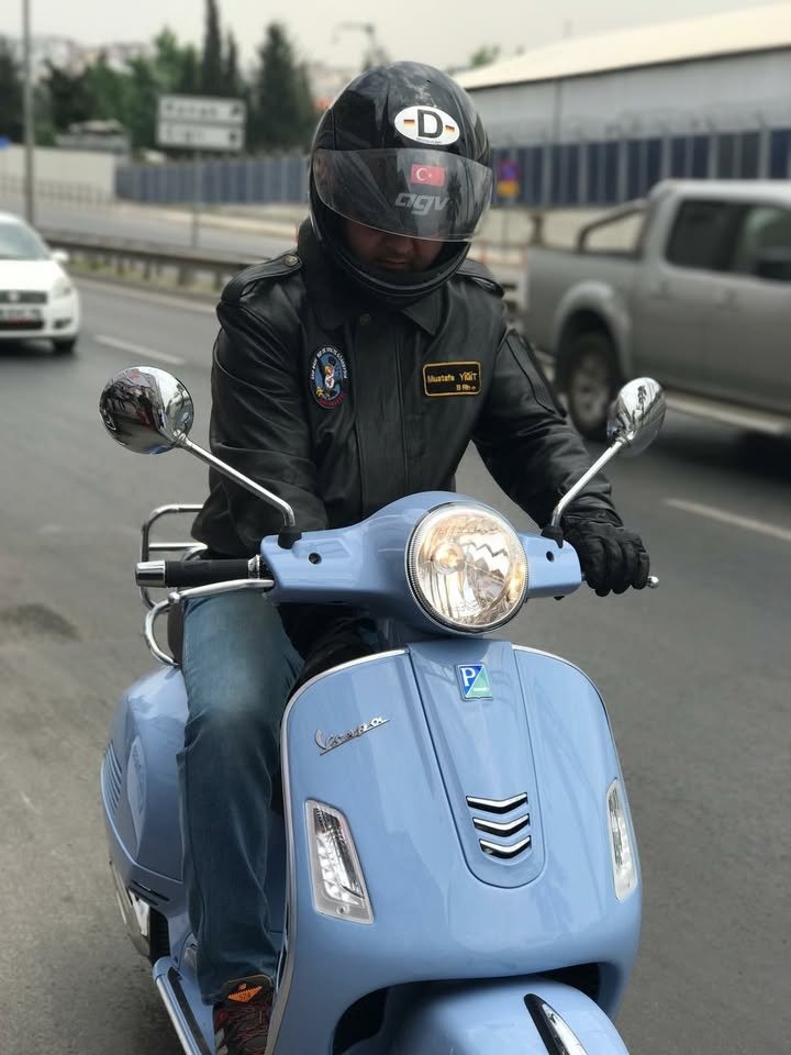 mustafa97250804's tweet image. 8 yıl önce Vespa test günlükleri #vespa #dogantrend #vespaizmir