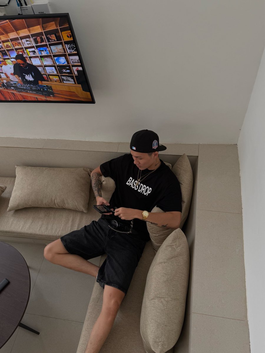 Alter Gen Z tweet media