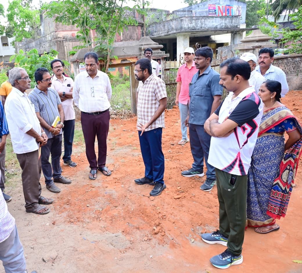 Collector, Krishna tweet media