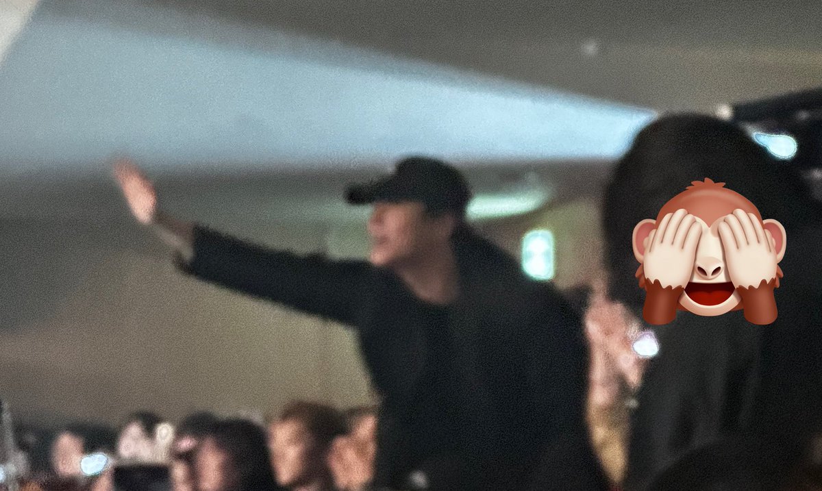 oh ini fanboy yg teriak2 di konser sungjin itu bukan ya? yang minta mic ke FOH?