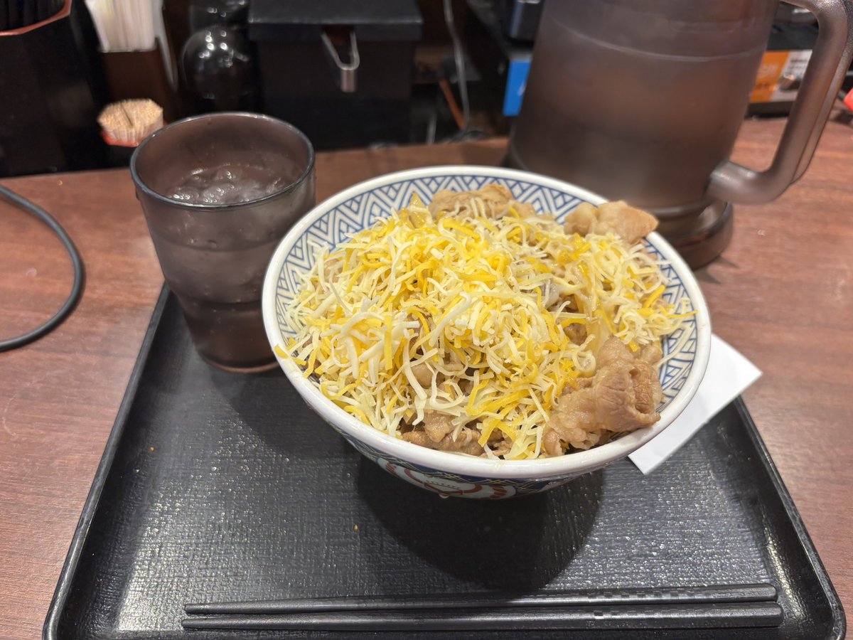 けいじろう tweet media