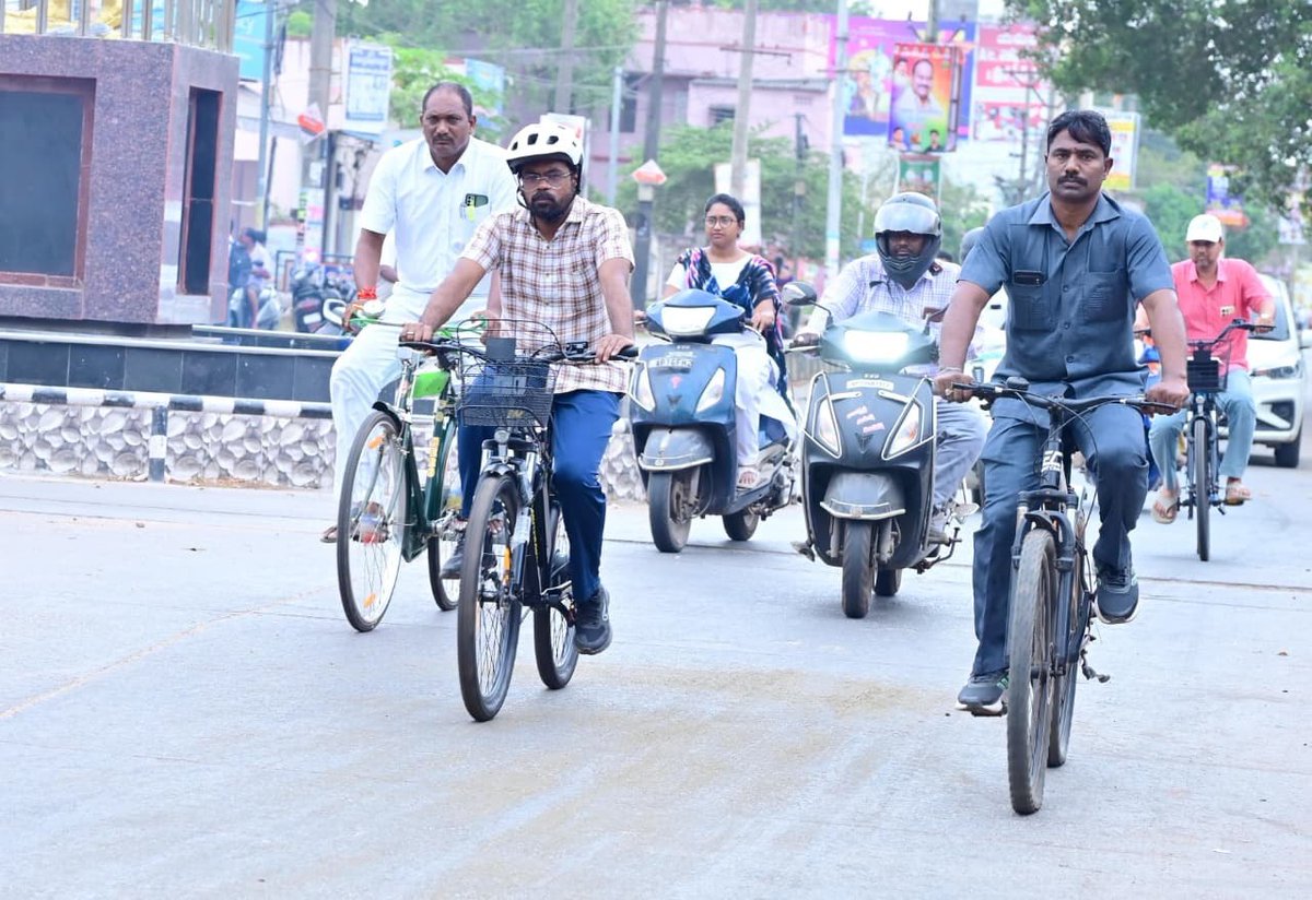 Collector, Krishna tweet media