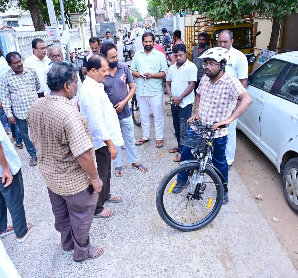 Collector, Krishna tweet media