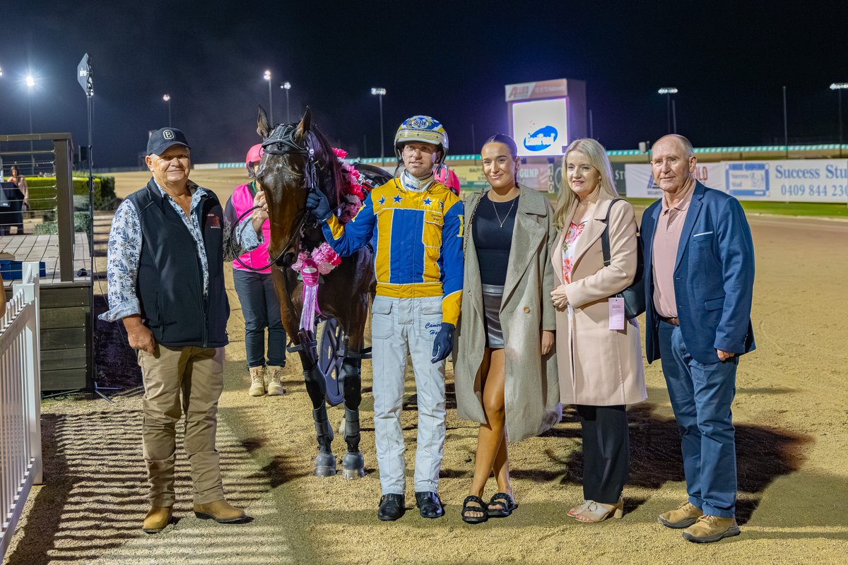 Club Menangle tweet media