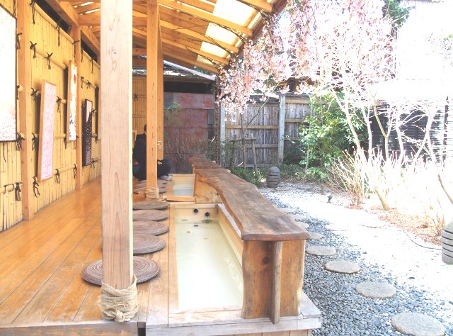 川越 水先案内板(富築) tweet media