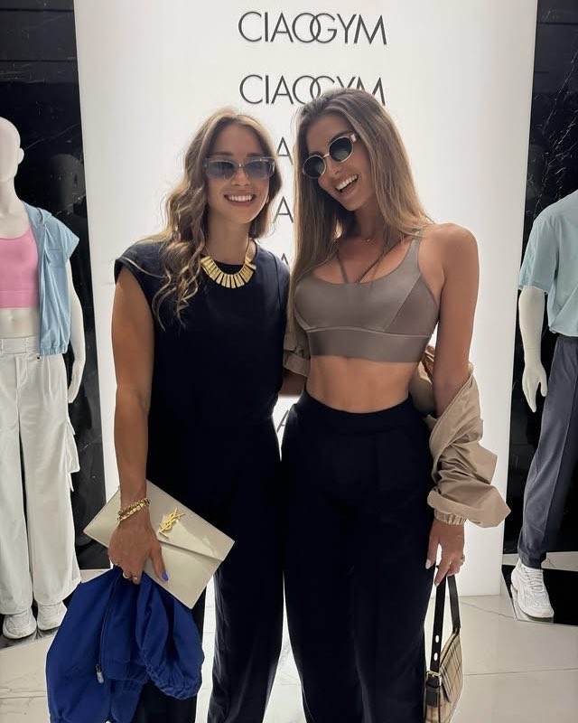 elegoldoni's tweet photo. ⚽️🤝 Susanna Giovanardi 🎾 https://t.co/PmPjIIVbaQ