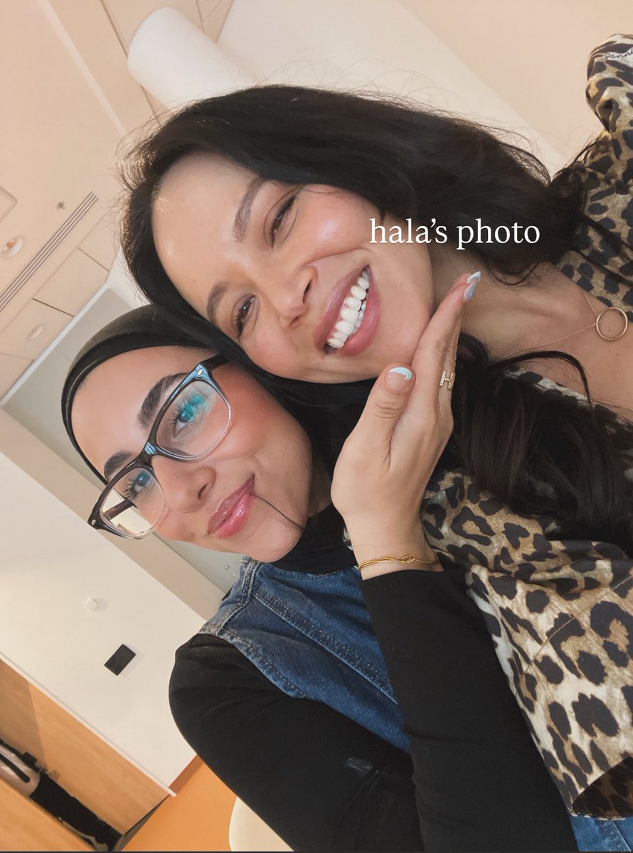 hala ✰ tweet media