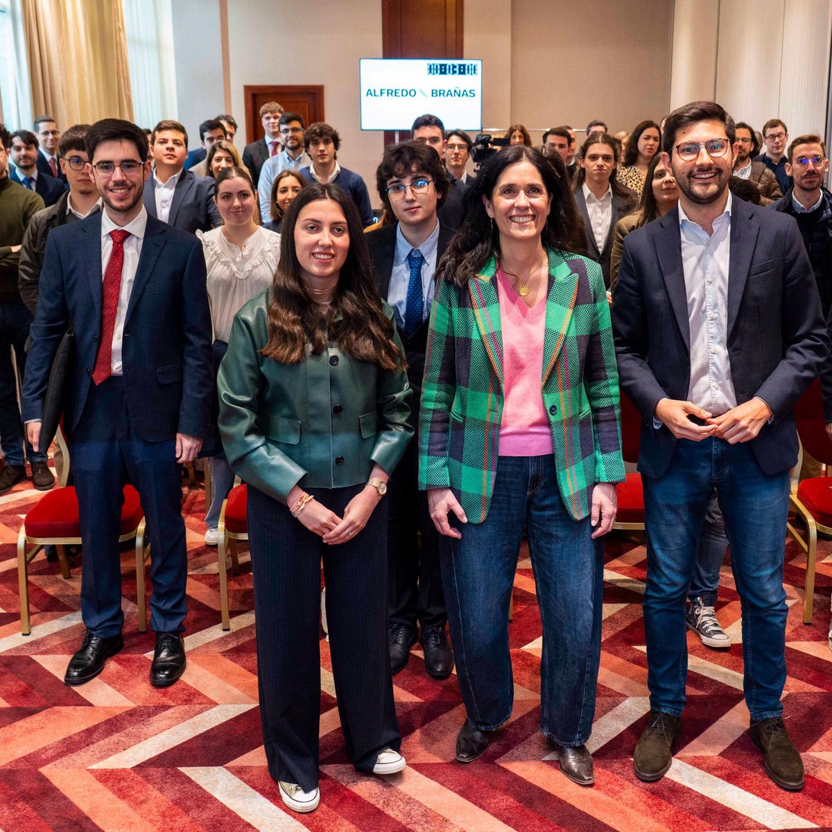 PP de Galicia tweet media