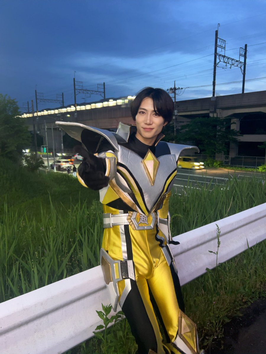maito_sakuragi's tweet photo. 5月１発目‼️
イオンタウンおゆみ野
フリーライブありがとうございました！！

初日から
大盛り上がりで最高に超感情でした🔥
このままGW突っ走っていくぞ！

明日は木更津で”ロータスイシヤマ大感謝祭”
盛りだくさんだから楽しみ〜🌈

#THE超BOYS https://t.co/ErNMelJZ83
