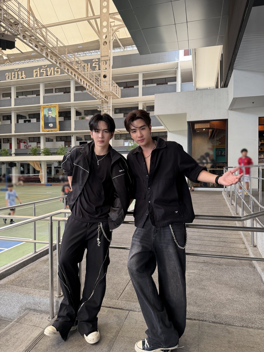 รักครูเท่าโลกเลย Love You Teacher tweet media