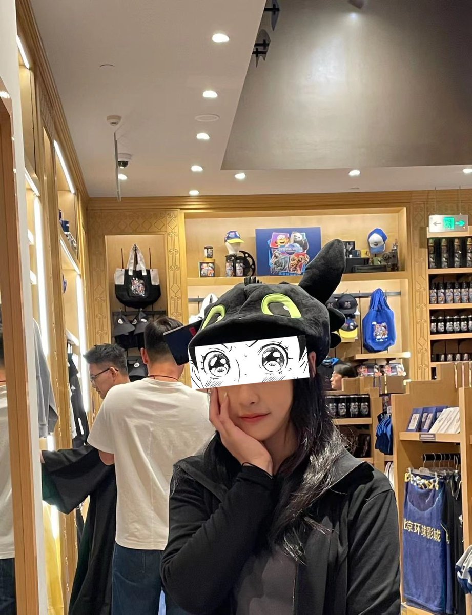 Like lo(接投稿) tweet media