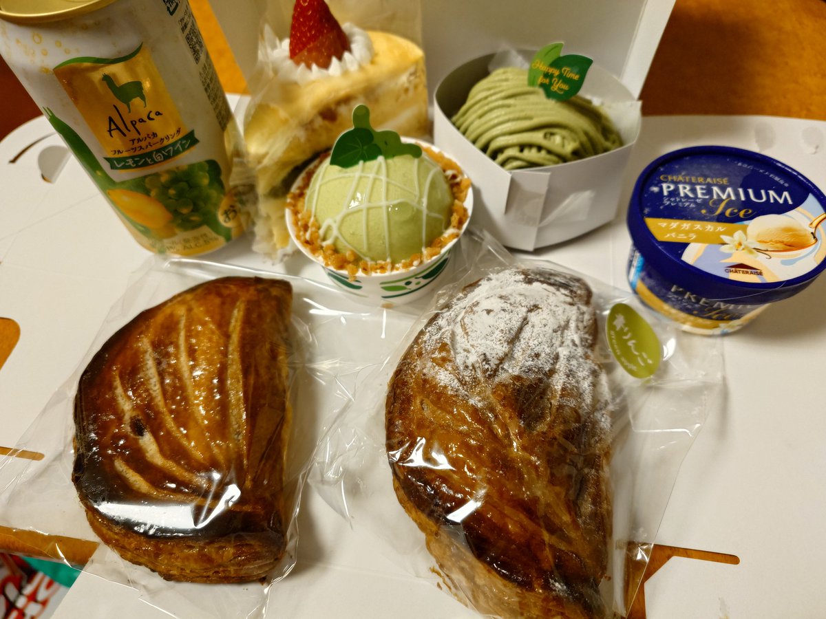 誕生日だから糖分過多でもいいよね🎂(*´ω｀*)
