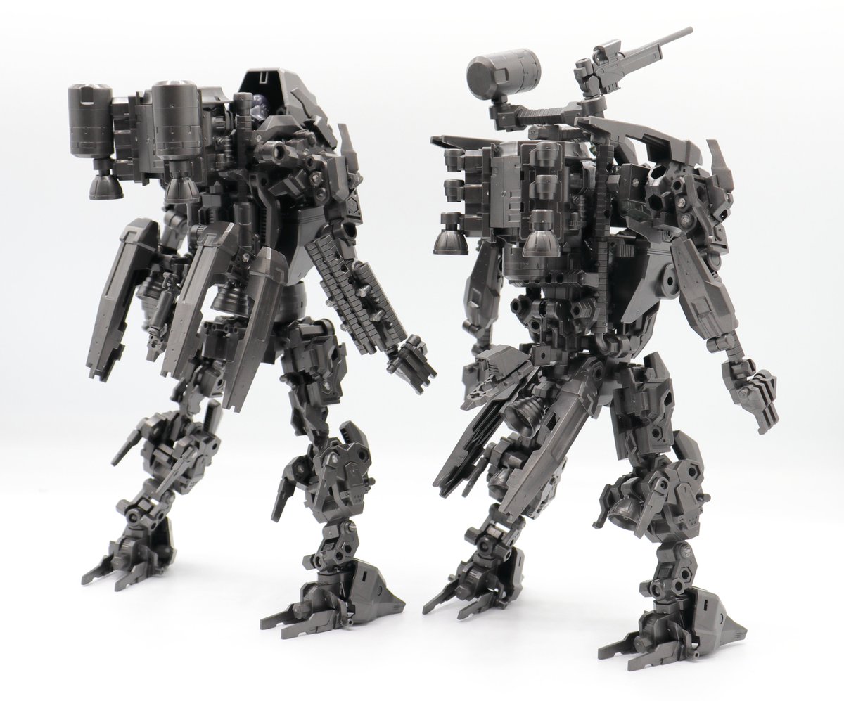 404NotFound_hex's tweet photo. #ヘキサギア
ブースターパックマンMark2と
ブースターパックマンMark2Ver1.5との比較。

Ver1.5のほうがより人型っぽくなったのがわかるかと思います。 https://t.co/X6CTiAOEfD