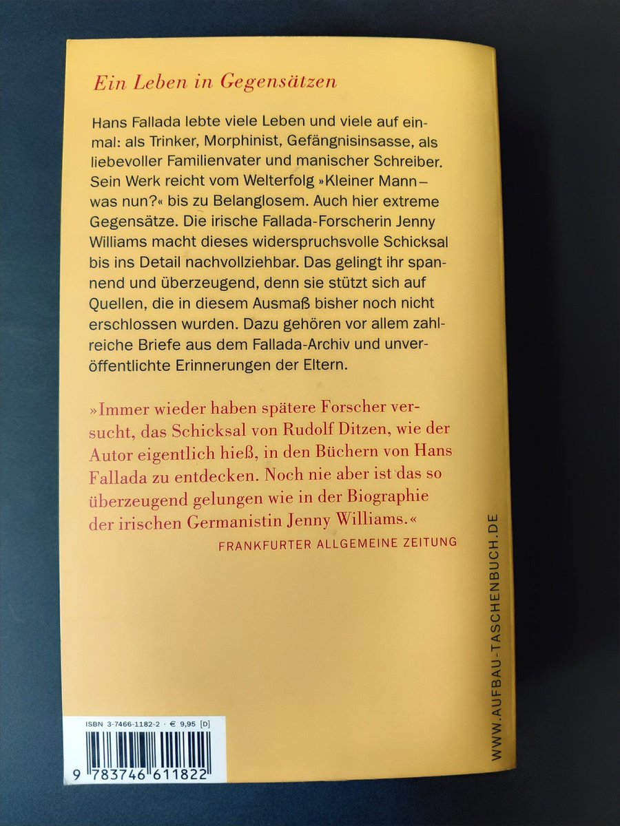 Metapolitiker's tweet photo. Frühere Leben sind modern,
liegen uns nicht wirklich fern,
Nornen wirkten schon früher,
weben unermüdlich immer,
Neues gibt es nie und nimmer.
#Literatur #Buchempfehlung #Fallada https://t.co/PiFXWbLhlS