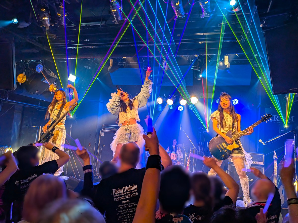 mtdxb's tweet image. 5月欧州・6月台湾遠征ライブ：Risky Melody @_Risky_Melody_（大手レーベル・徳間）ドラム・ayae @ayae_GA_ さん（後方）生誕 ＆ 新 #アルバム リリース記念（4/30）＃写真で奏でる私の世界 x.com/RM_Schedule/st…