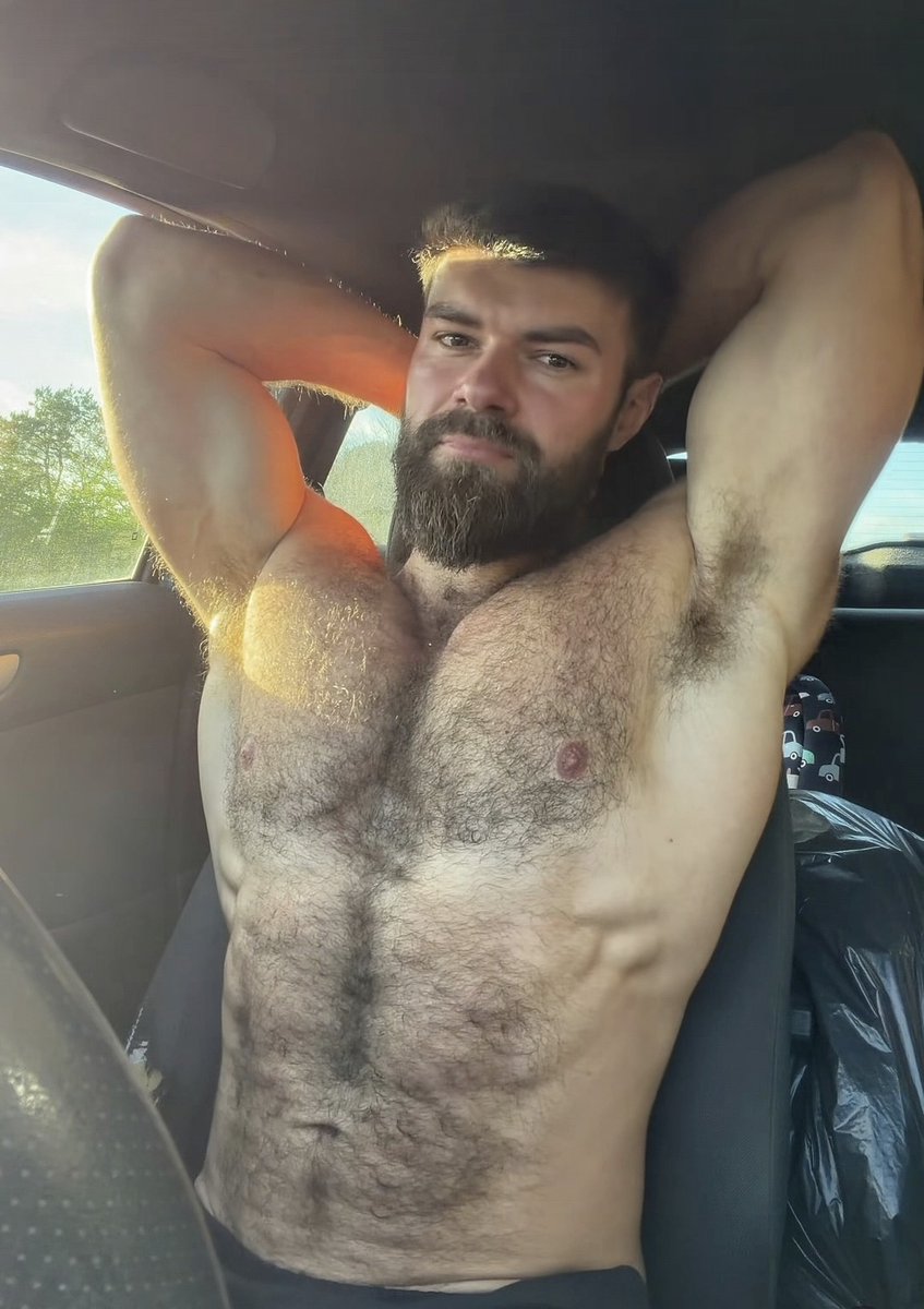 Hairylover tweet media