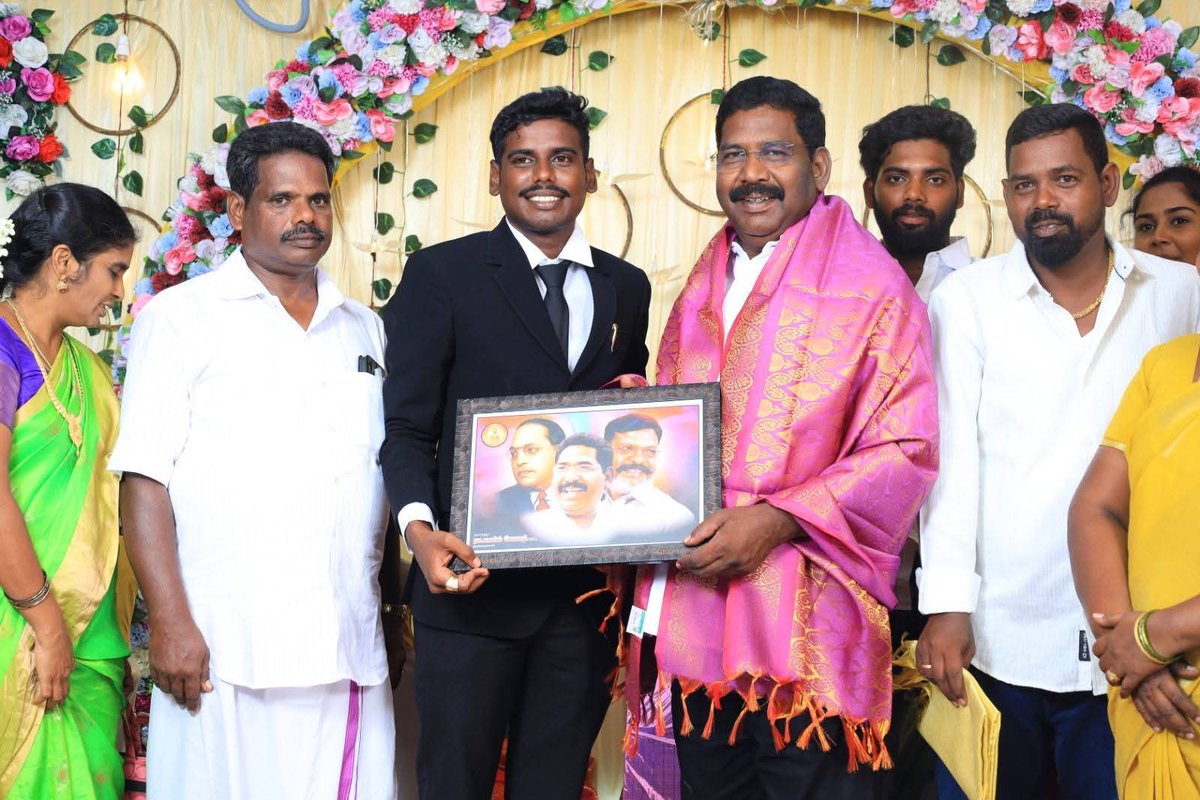 மானூர் அம்பேத்வளவன் tweet media