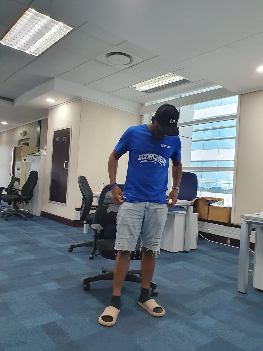 MALAWIAN CHILD🇲🇼 tweet media