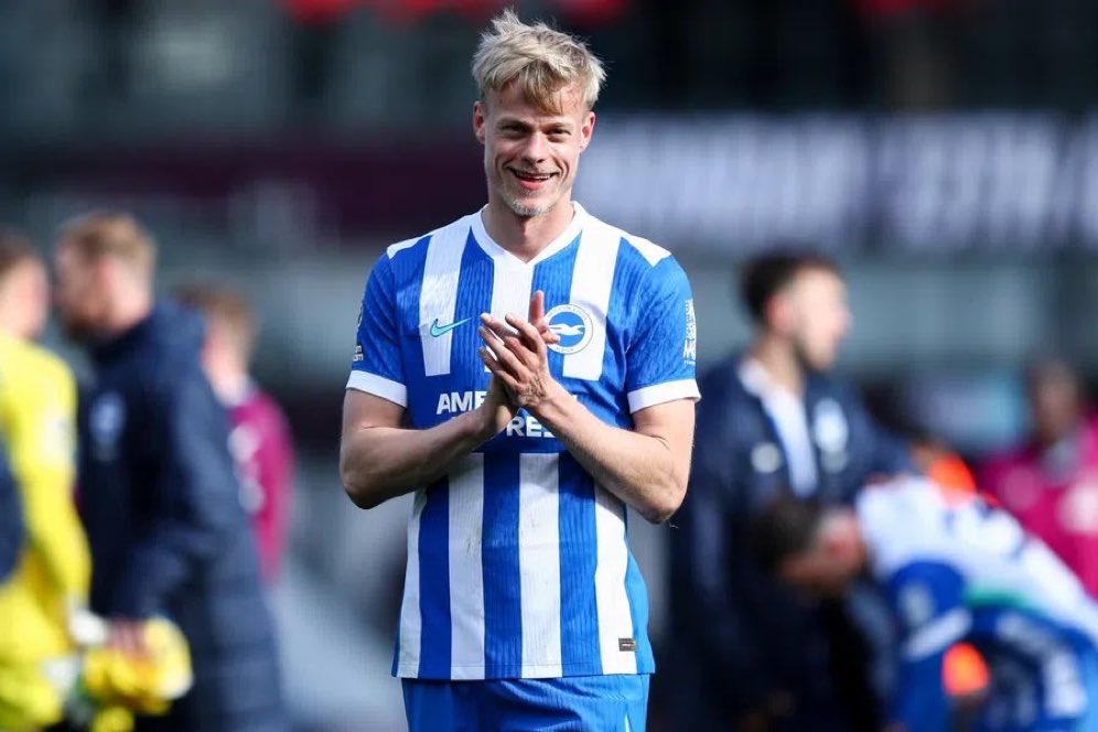 Transfer1_Daily's tweet image. 🚨🏎️ Liverpool have joined the race for Jan Paul van Hecke. 

Sources at Anfield and close to the player confirm contact has taken place between the two parties. 

It is clear that Arne Slot is a big admirer of him. #LFC #Liverpool #BHAFC #Brighton

Source: VI_nl