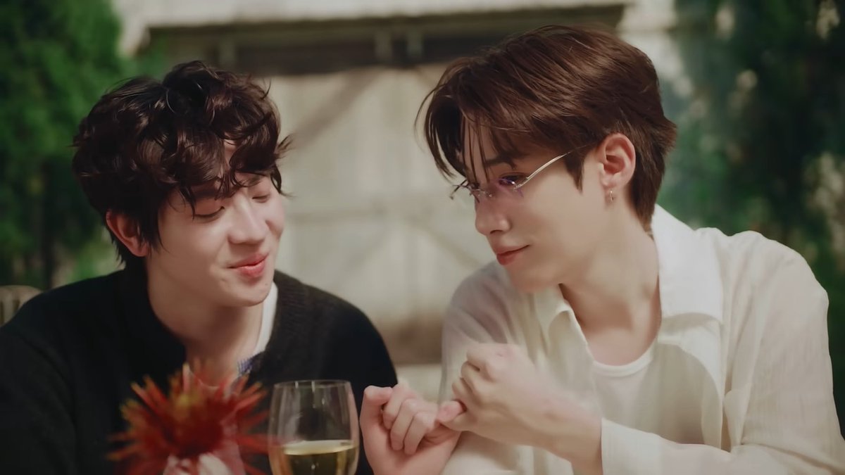 “ตลอดกาลตลอดไป สัญญาแล้วนะ”
“พี่ไม่เปลี่ยนไปหรอก”
“ไม่เคยมีวันไหนที่รู้สึกโดดเดี่ยวเลยพอพี่เติ้ลเข้ามา”
“น้องแทบจะเป็นทุกอย่างของชีวิตเลย”