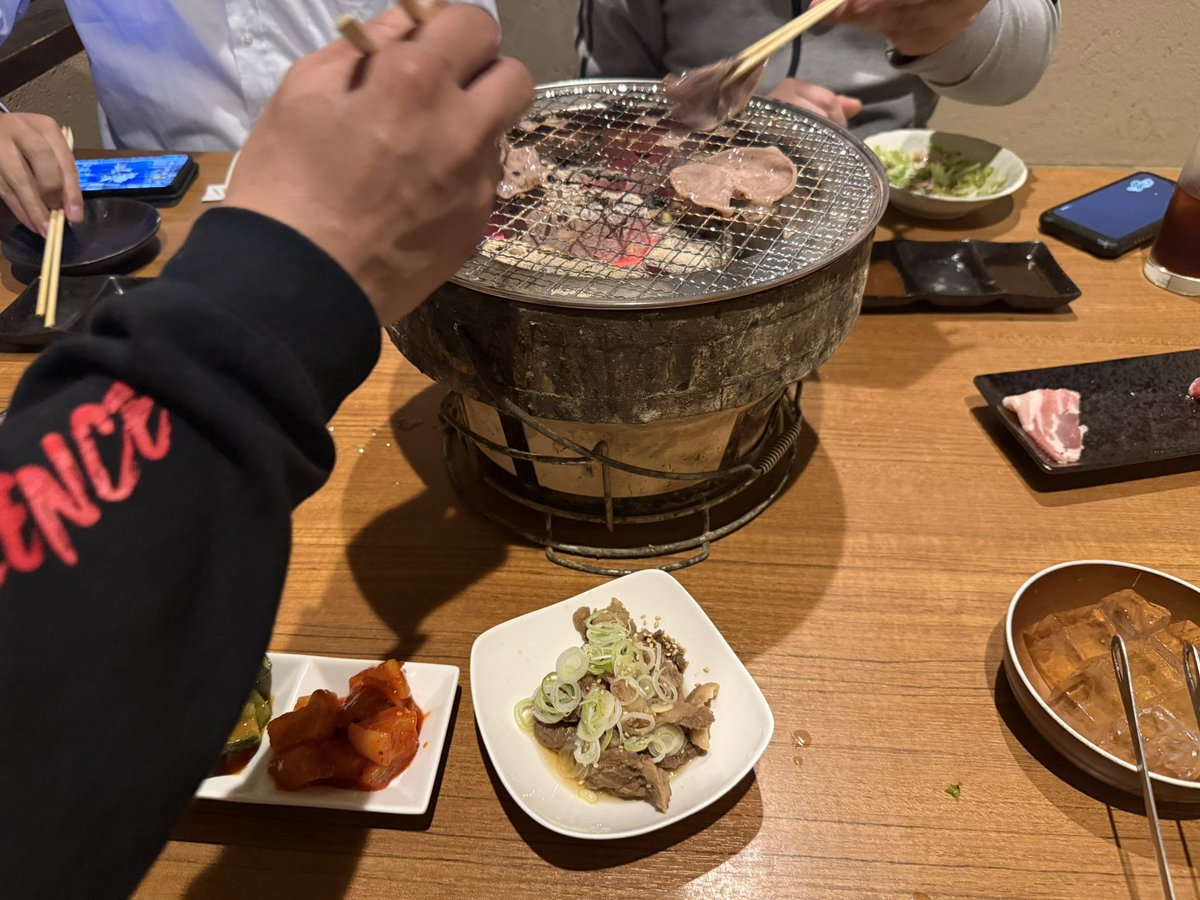 ショウ tweet media