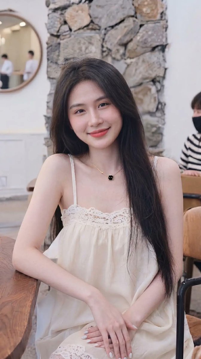 Thư Nguyễn tweet media