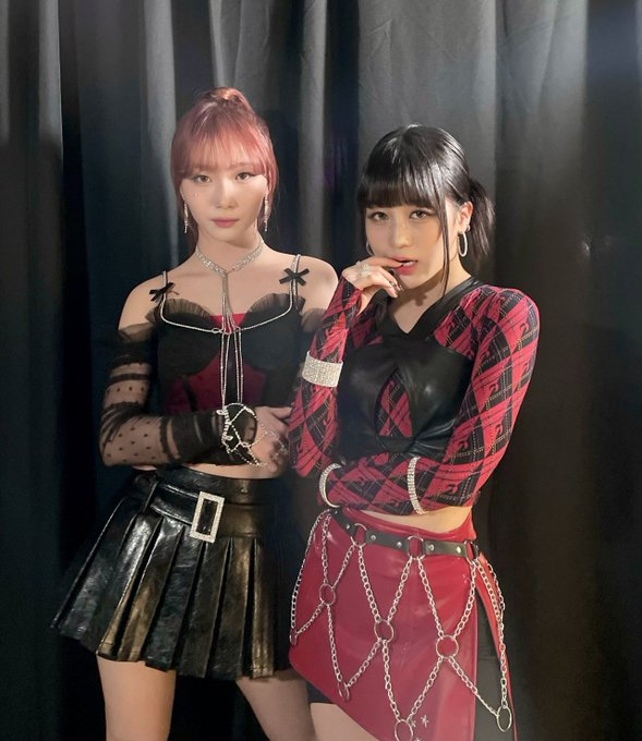 y2k1tties_'s tweet photo. un día para las girlies no podía pasarlo sola, así que le agarré la patita a 𝕪erim y me la traje para demostrar que #𝔴eʼrǝ̤·thᥱ𓊈𝕱𓊉𝙶𝕚rl. necesitan más explicación de lo que eso significa? ofc it means that #yི۪ou꫶ࣺ𝙲anʼt制ꮽི us.

on͞e͞ 𖬺 ọn𝑙y ♬ ⋅.˳* #𝕤u𝚔i https://t.co/DaA32g4DOX