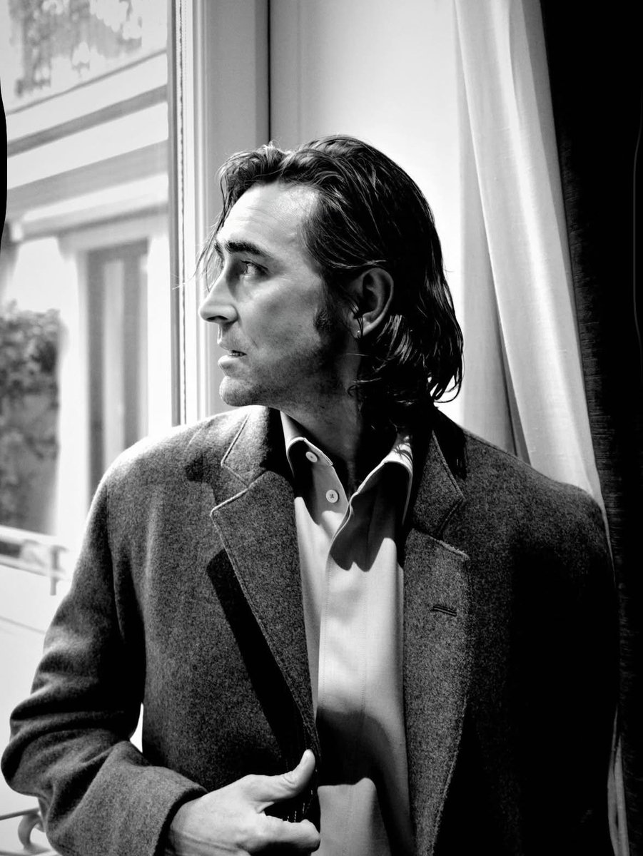 「落下の王国」円盤の特典映像でリー・ペイスさんのコメント映像が追加収録されるらしく。予約してよかった〜！
いつ頃のリーペさんなのかな？？とか今から楽しみだよ🥹