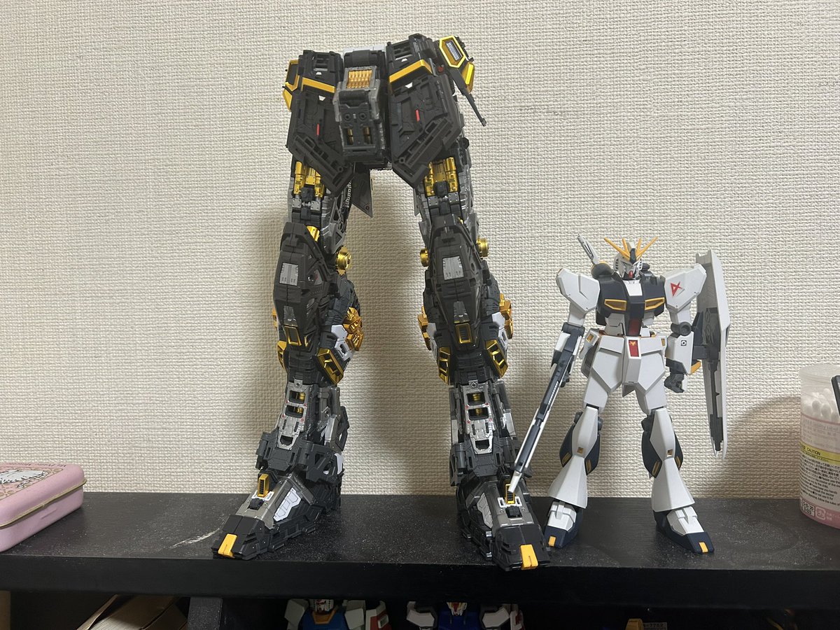 masakin3811's tweet photo. PGUνガンダムの下半身
GW中にどこまでできるかな〜 https://t.co/4vBx0h2px7