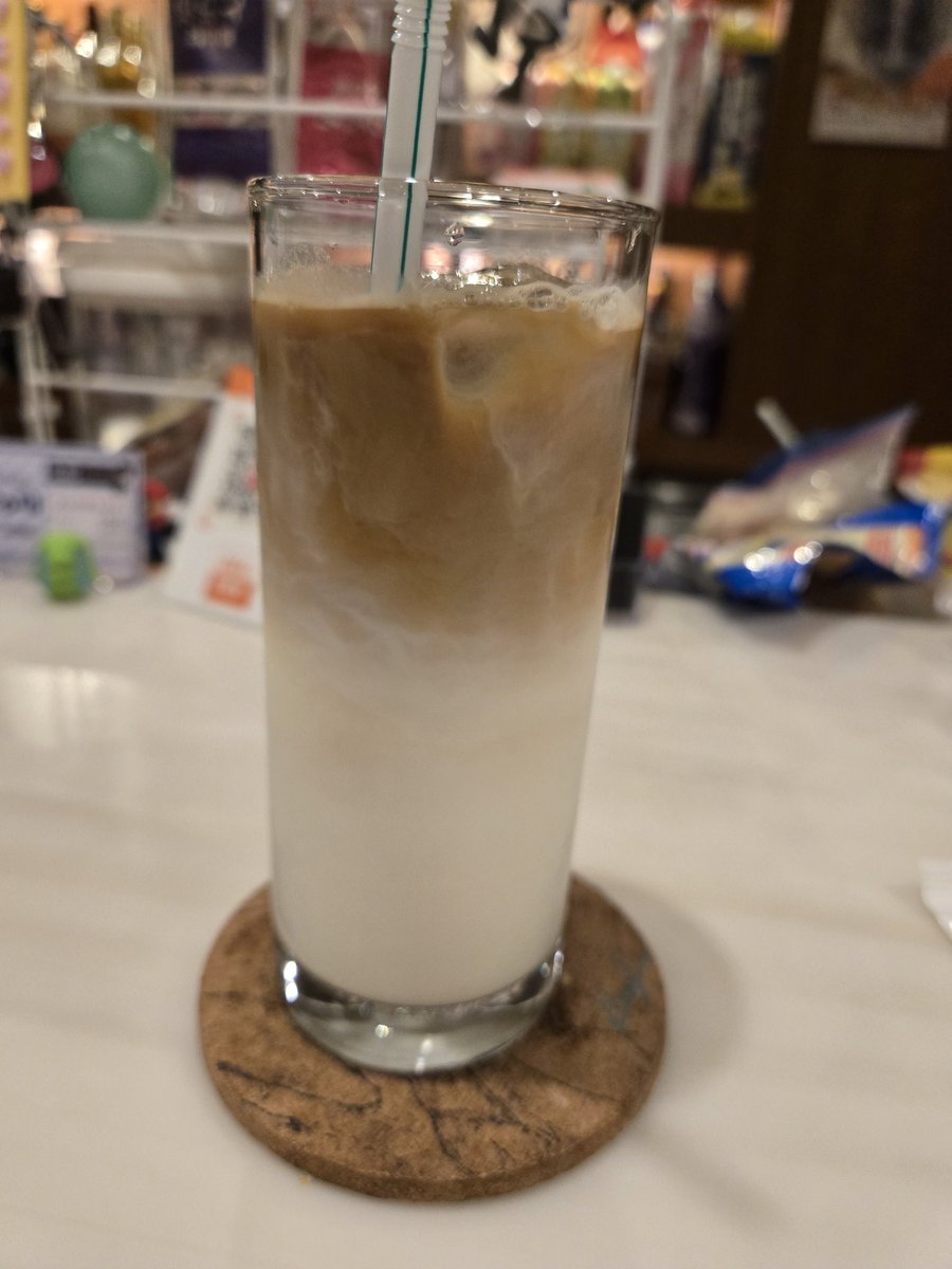 m74k316's tweet photo. るかちに、銭湯のコーヒー牛乳作ってもらった♨️🫰🏻 https://t.co/e5gtI4Y1Sv
