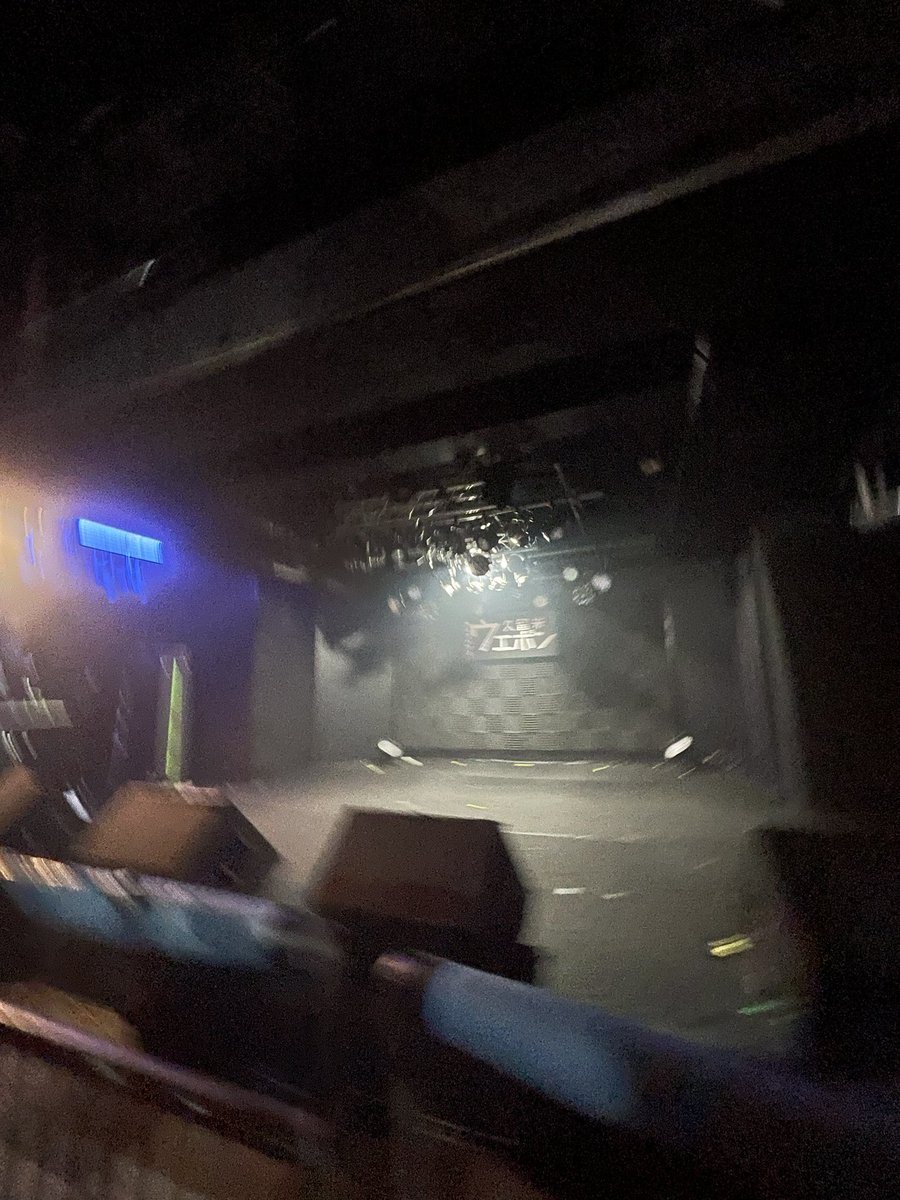 una_okb's tweet photo. ペンラ振れた楽しかった🪄💎
他担への配慮すごかった団体芸の妙を見た👏 https://t.co/645jlZ0oNA